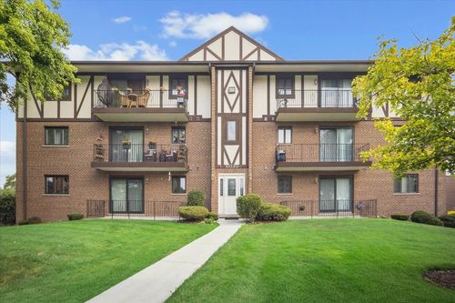 apt-3d-11030 S Theresa Cir, Palos Hills, IL, 60465-2262 | Card Image