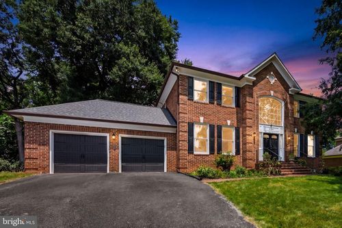 2752 Saint Elliott Ct, ALEXANDRIA, VA, 22306-3196 | Card Image