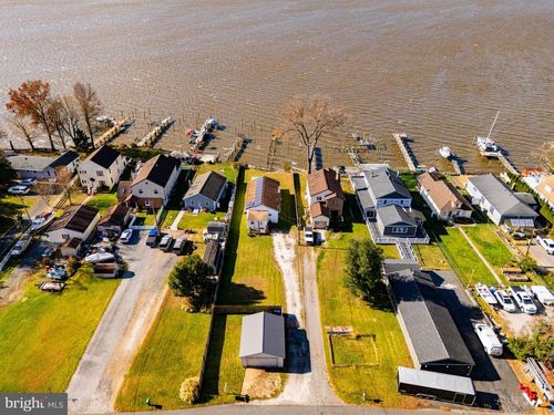 1132 E Riverside Ave, ESSEX, MD, 21221-6315 | Card Image