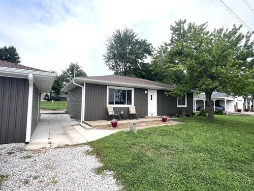 516 Roe St, PILOT GROVE, MO, 65276-1033 | Card Image