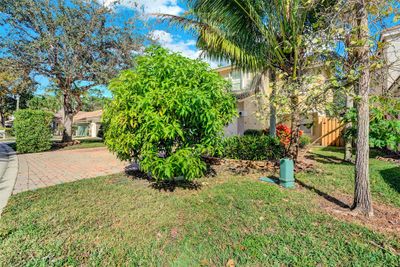 4013 Nw 63rd St, House other with 5 bedrooms, 2 bathrooms and null parking in Coconut Creek FL | Image 2