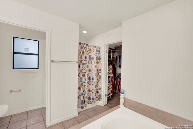 709 Voges St, House other with 4 bedrooms, 3 bathrooms and null parking in Poth TX | Image 33