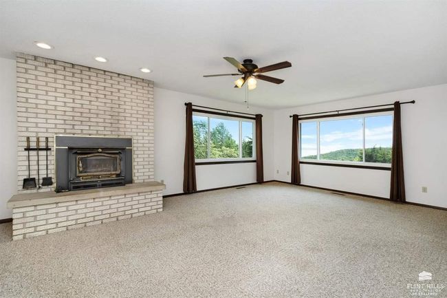 5921 Sharm Dr, House other with 3 bedrooms, 2 bathrooms and null parking in Manhattan KS | Image 8
