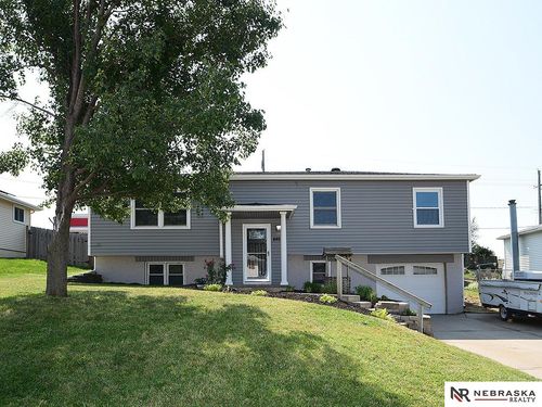445 Valley Dr, Springfield, NE, 68059-4769 | Card Image