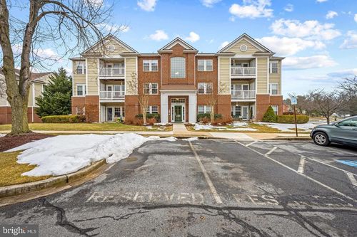 apt-3a-8201 Blue Heron Dr, FREDERICK, MD, 21701-9362 | Card Image