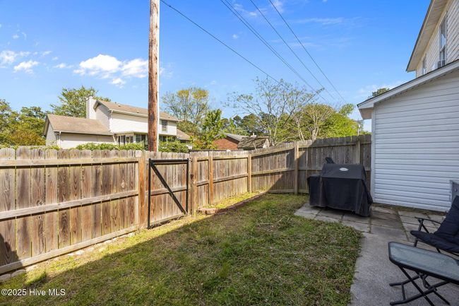 141 Apache Trl, Townhouse with 3 bedrooms, 3 bathrooms and null parking in Havelock NC | Image 21