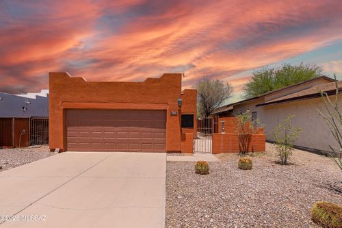 1525 E Seneca Street, Tucson, AZ, 85719 | Card Image