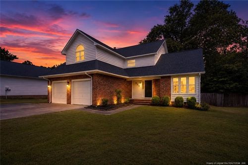 955 Pepperwood Dr, Fayetteville, NC, 28311-9331 | Card Image