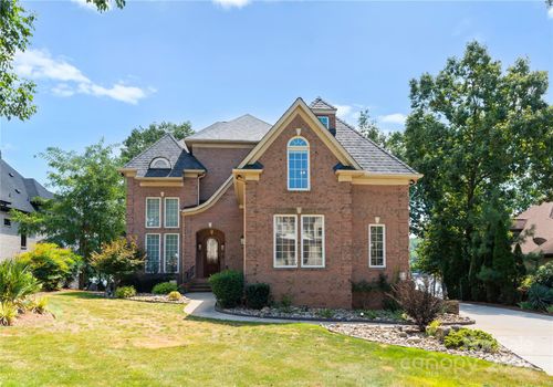 3251 Lake Pointe Dr, Belmont, NC, 28012-6749 | Card Image