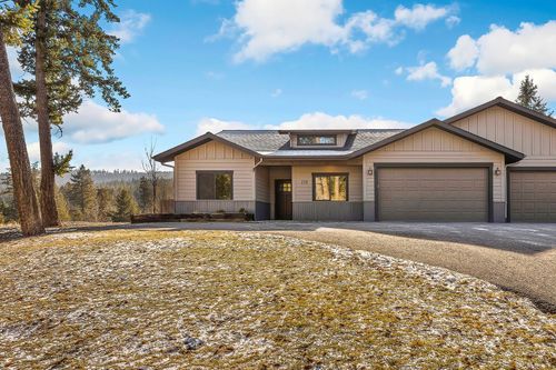 138 Crystal View Ct, Lakeside, MT, 59922-9636 | Card Image