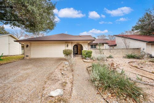11126 Whisper Spring Dr, San Antonio, TX, 78230-3552 | Card Image