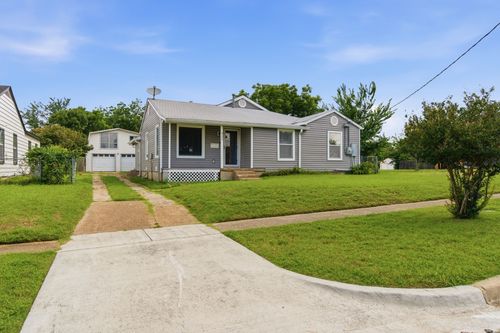 311 W 7th St, Irving, TX, 75060-5206 | Card Image