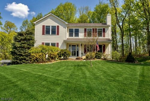 8 Spencer St, Stanhope, NJ, 07874-2885 | Card Image