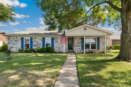 1721 Millwick St, Garland, TX, 75044-7627 | Card Image