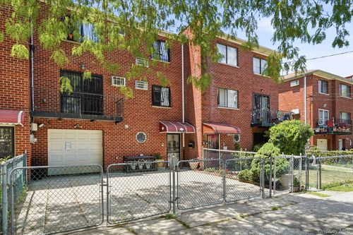 3303 Palmer Ave, Bronx, NY, 10475-1510 | Card Image