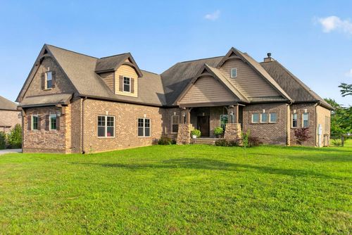 840 Eastover Rd, Lebanon, TN, 37090-1584 | Card Image
