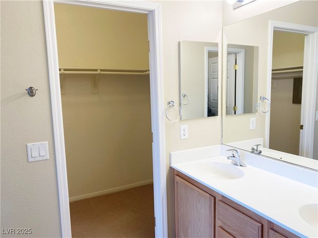 UNIT-202 - 10190 Deerfield Beach Ave, Condo with 2 bedrooms, 2 bathrooms and null parking in Las Vegas NV | Image 24