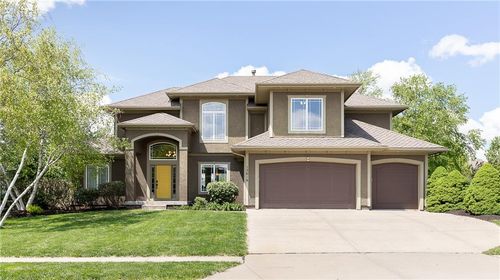 15618 S Hallet St, Olathe, KS, 66062-7705 | Card Image