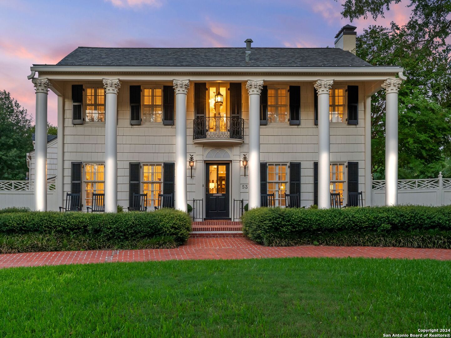 Grandview Pl, San Antonio, TX 78209
