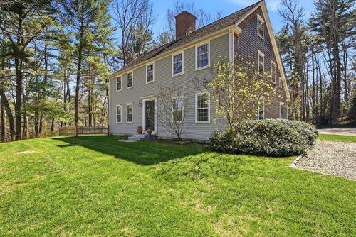88 Chittenden Ln, Norwell, MA, 02061-2231 | Card Image