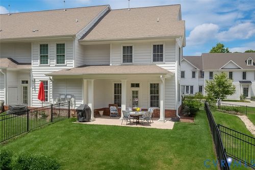 122 Meeting Pl, Williamsburg, VA, 23185-3810 | Card Image