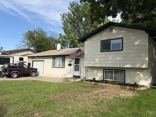 122 Deauville Ln, Pueblo, CO, 81005-3354 | Card Image