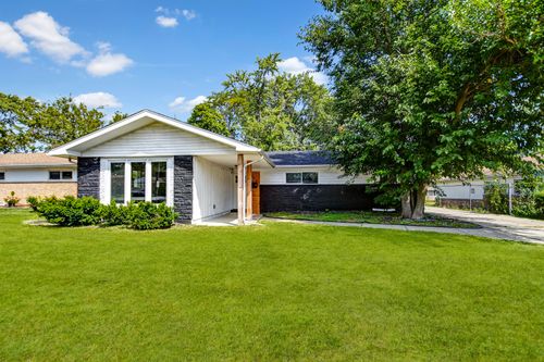 354 Winona St, Park Forest, IL, 60466-1520 | Card Image