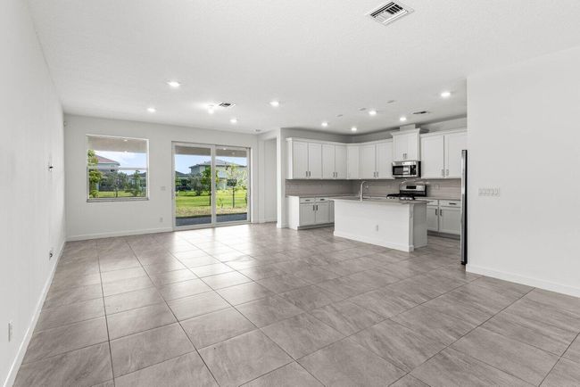 19659 Rugged Trunk Trl, House other with 3 bedrooms, 3 bathrooms and null parking in Loxahatchee FL | Image 7