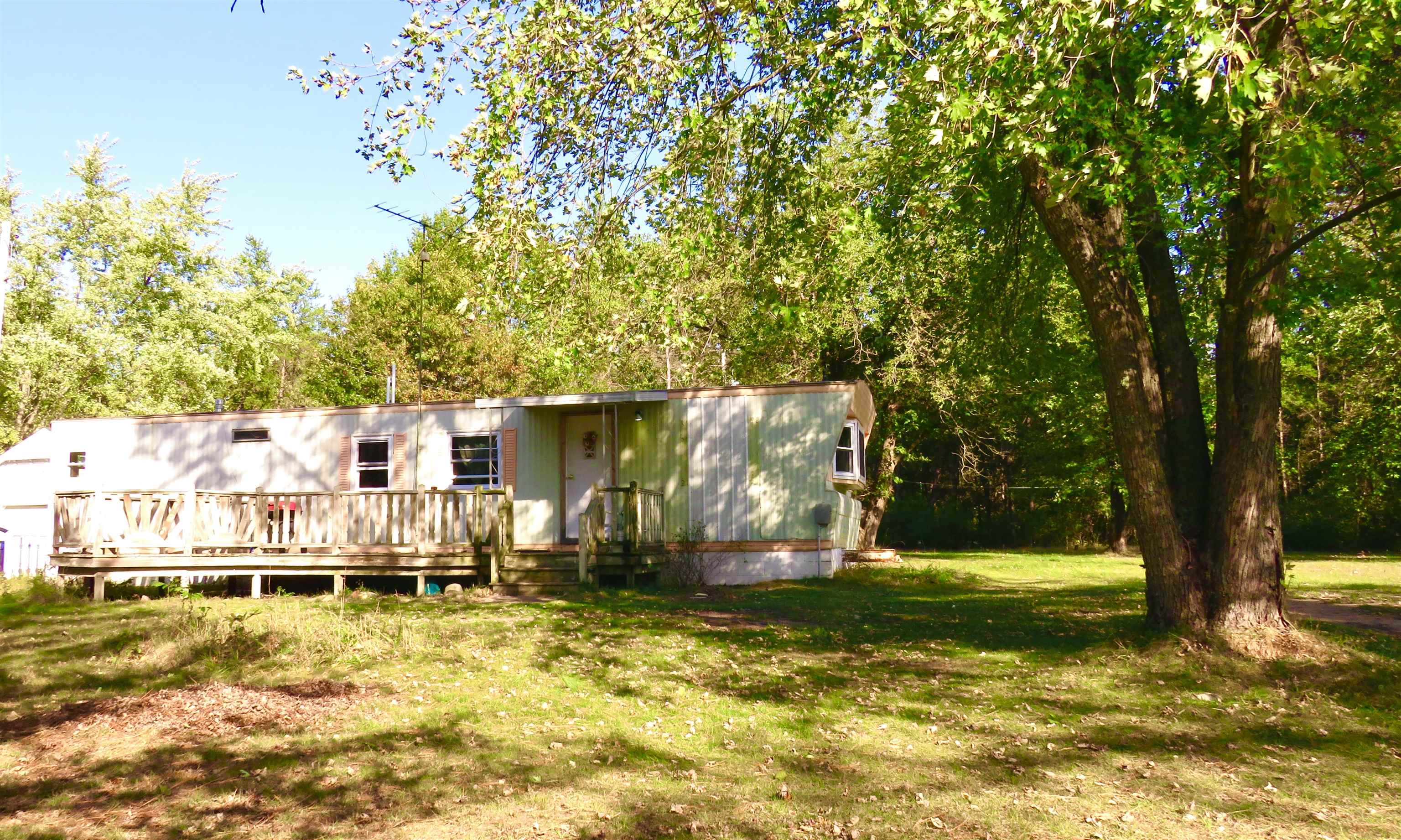 Wahneeta Ave, New Lisbon, WI 53950