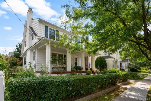 18 Second Avenue, Pelham, NY, 10803 | Card Image