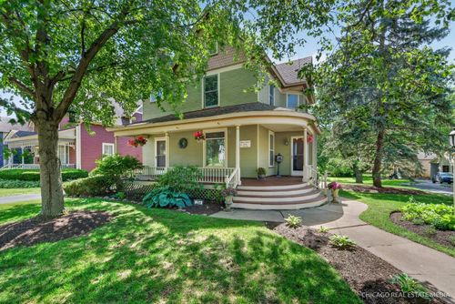 354 Madison St, Woodstock, IL, 60098-4037 | Card Image