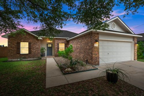 504 Lydia Ln, Thrall, TX, 76578-1722 | Card Image