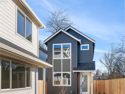 4138 Ne 14th Ave, Portland, OR, 97211-5104 | Card Image