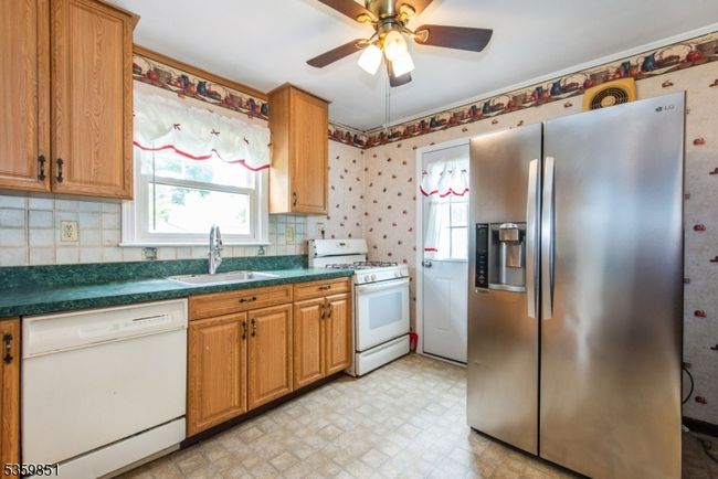 57 Burnside Pl, House other with 4 bedrooms, 1 bathrooms and null parking in Haskell NJ | Image 7