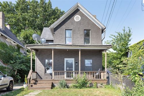 1522 E 47th St, Cleveland, OH, 44103-2453 | Card Image