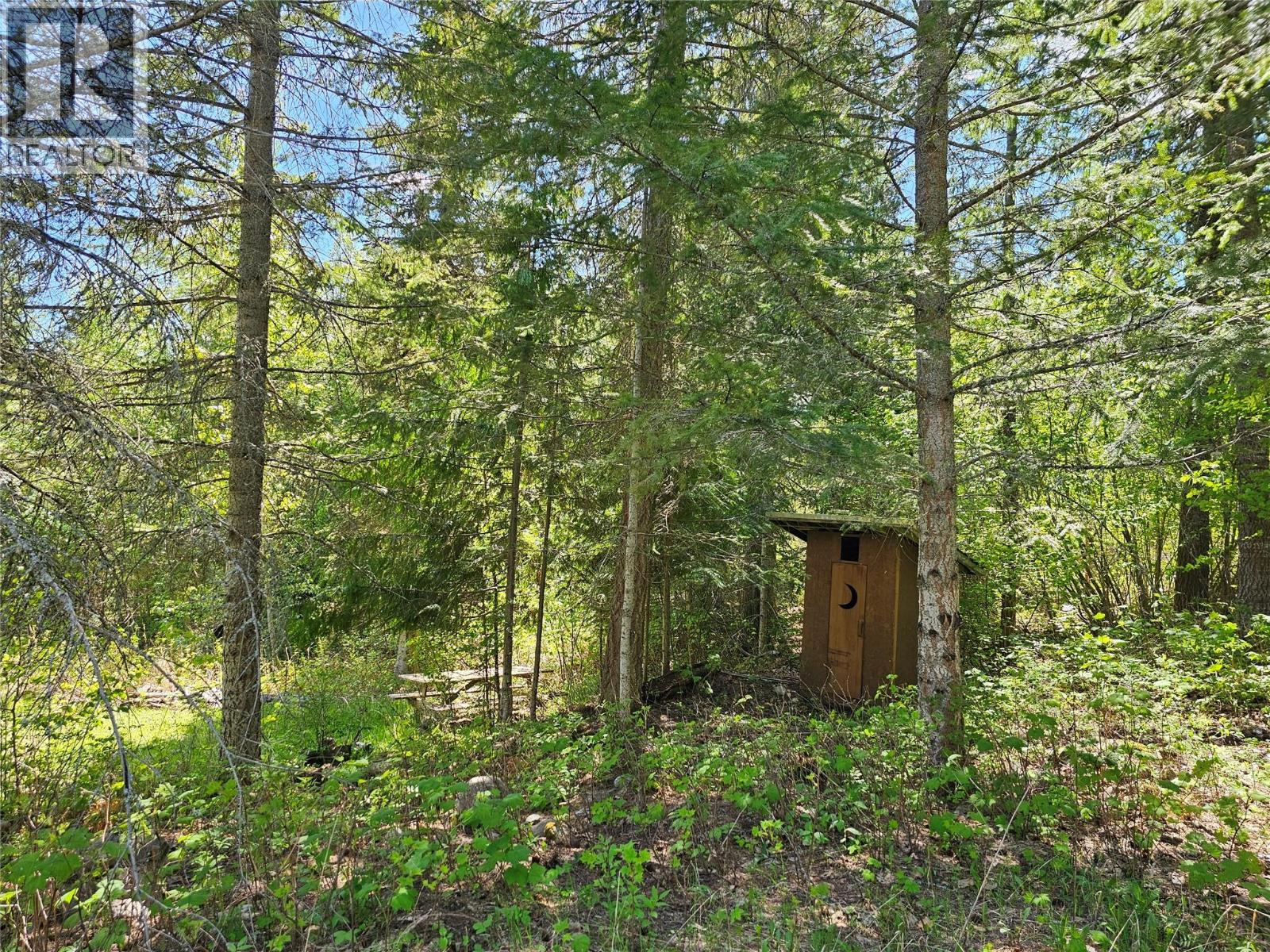 Land in Scotch Creek 2