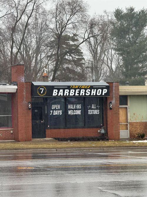 25113 W 6 Mile Rd, Redford, MI, 48240-2103 | Card Image