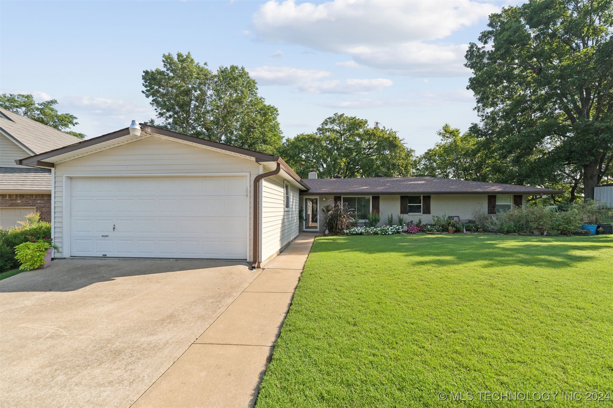 Lakeside Ln, Adair, OK 74330