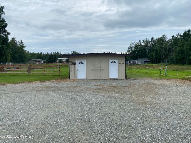 Horse duplex - unheated | Image 74