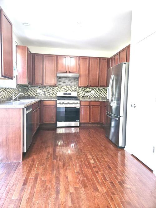 3407 Bradbury Cir, Aurora, IL, 60504-6890 | Card Image