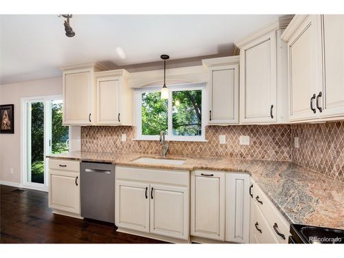 5295 S Liverpool Way, Centennial, CO, 80015-6425 | Card Image