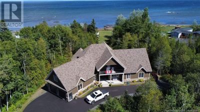 495 Rue Principale, House other with 5 bedrooms, 4 bathrooms and null parking in Pointe Verte NB | Image 2