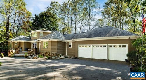 105 Saddleback Knl, NELLYSFORD, VA, 22958-8042 | Card Image