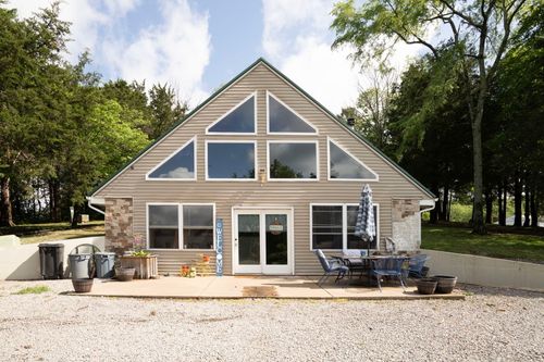 588 Toler Ln, Goreville, IL, 62939-2621 | Card Image