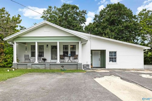 106 Mccleskey Street, Boaz, AL, 35957 | Card Image