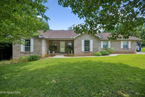 5616 Brandon Park Dr, Maryville, TN, 37804-4669 | Card Image