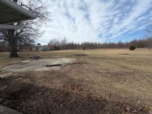 136 Sw State Route 13, Warrensburg, MO, 64093-7709 | Card Image
