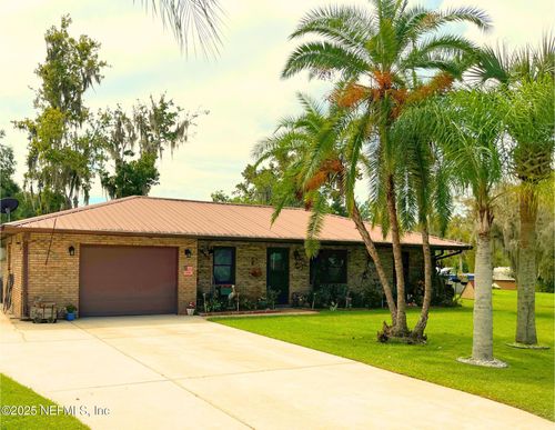 205 Park Ave, Crescent City, FL, 32112-4735 | Card Image