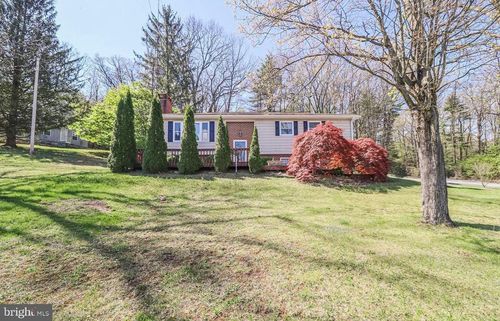 92 Newman Rd, Orrtanna, PA, 17353-9741 | Card Image