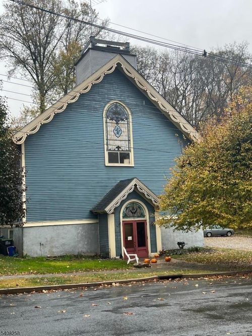 apt-2-192 Market St, Belvidere, NJ, 07823-1248 | Card Image